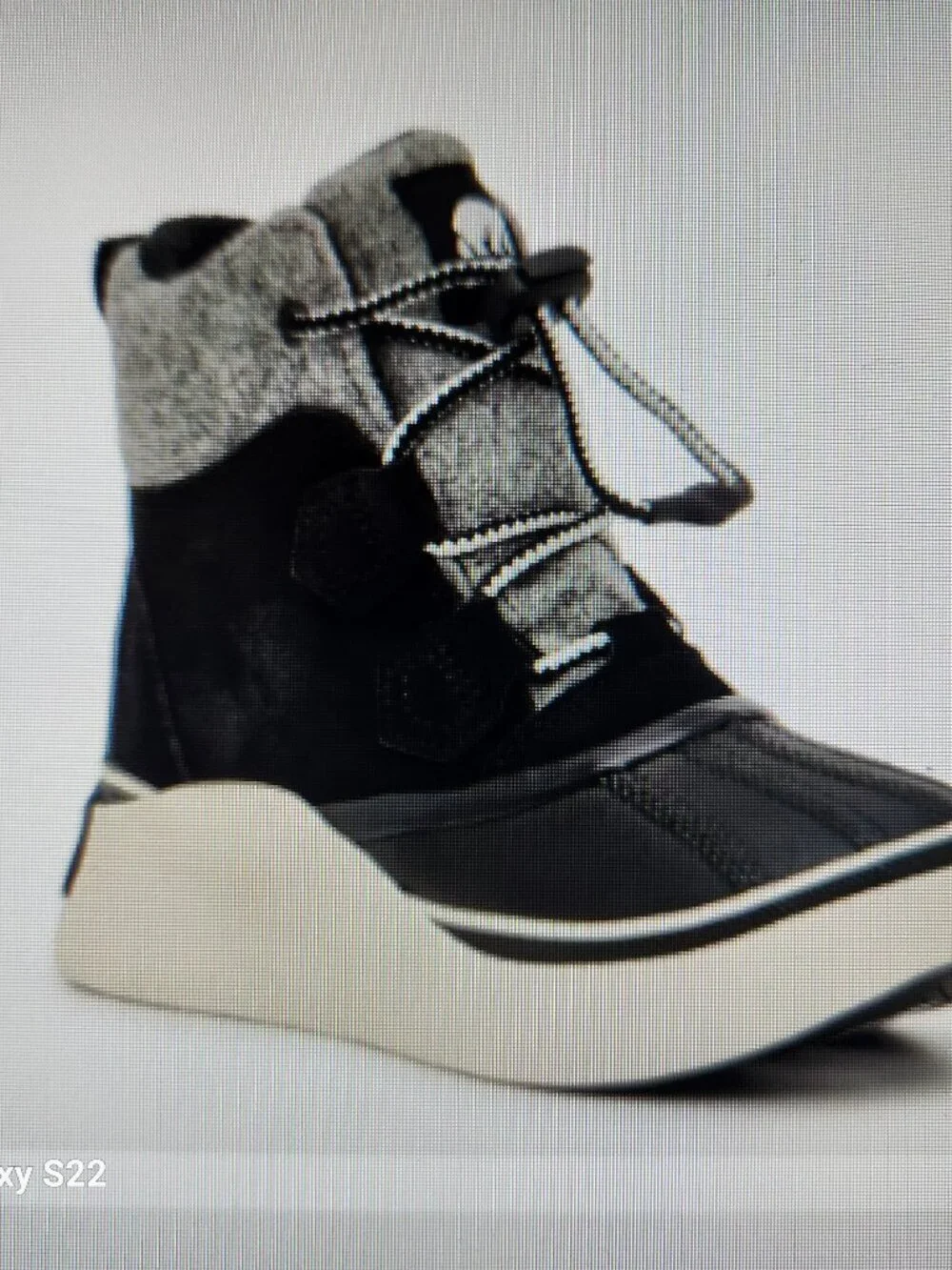 SOREL Out N About IV Waterproof Duck Boot - Kids. Size 5
